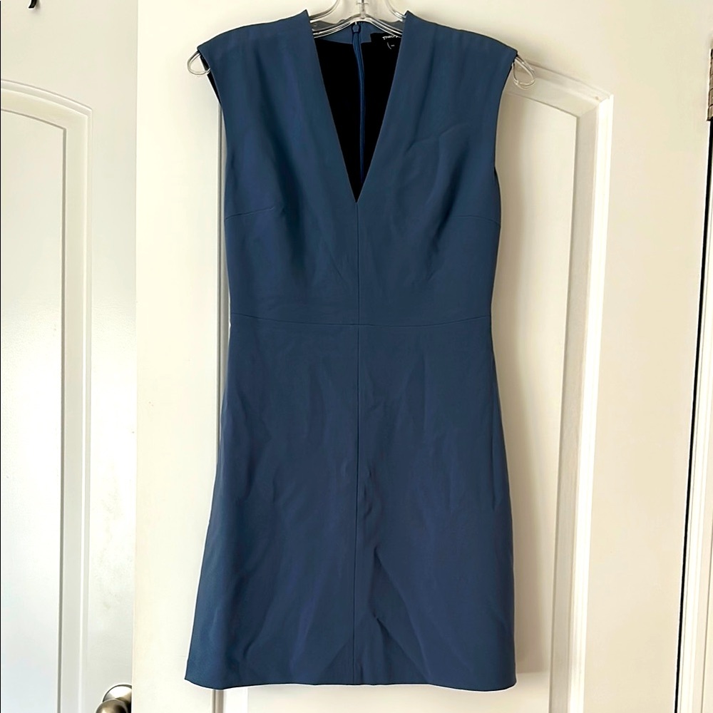Theory Deep Blue V-Neck Dress Sz 00, new with tags